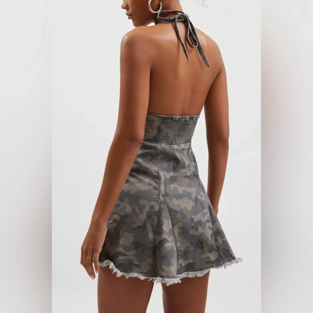 Kimchi Blue Hailey Halter Denim Dress - Picture 3 of 7
